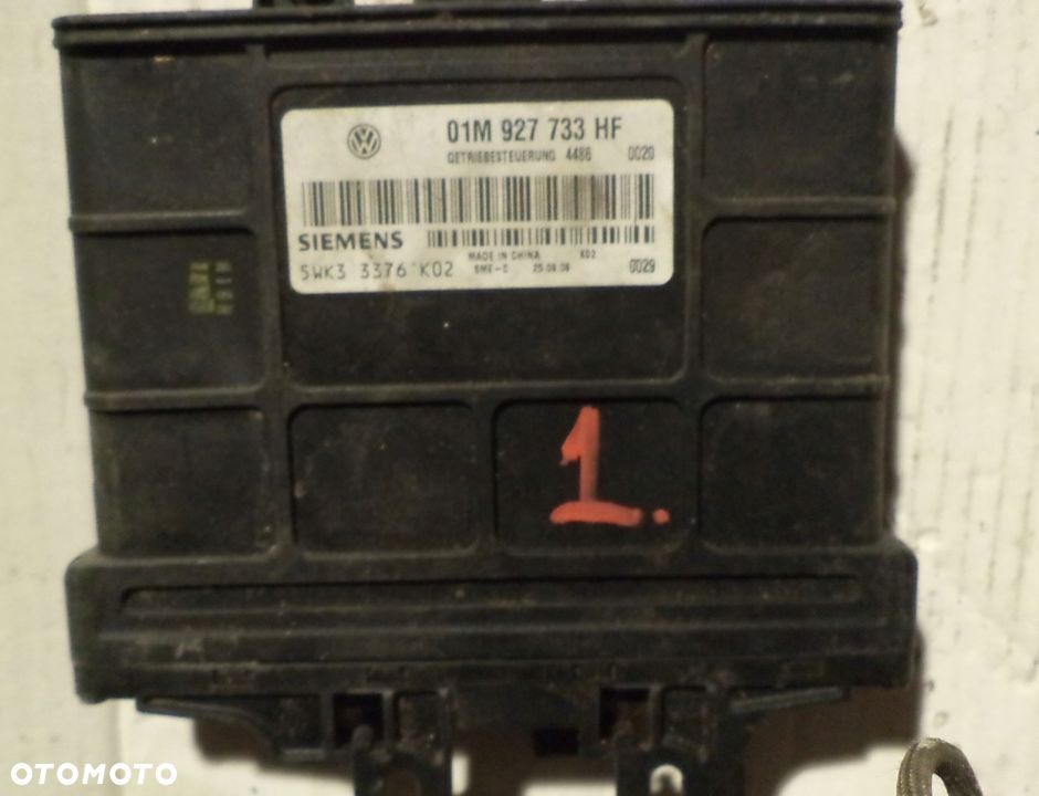 STEROWNIK KOMPUTER SKRZYNI VW GOLF IV 01M927733HF - 1