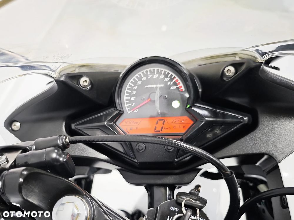 Honda CBR - 6