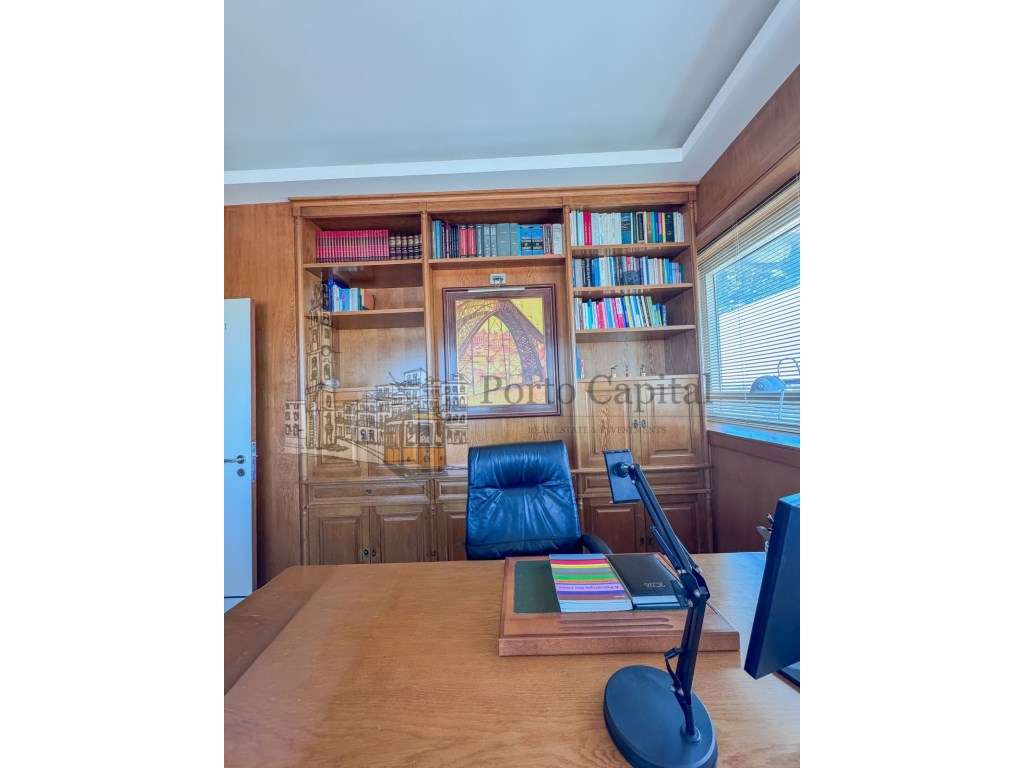 Clínica / Escritório Na Zona do Bom Sucesso - Grande imagem: 2/21