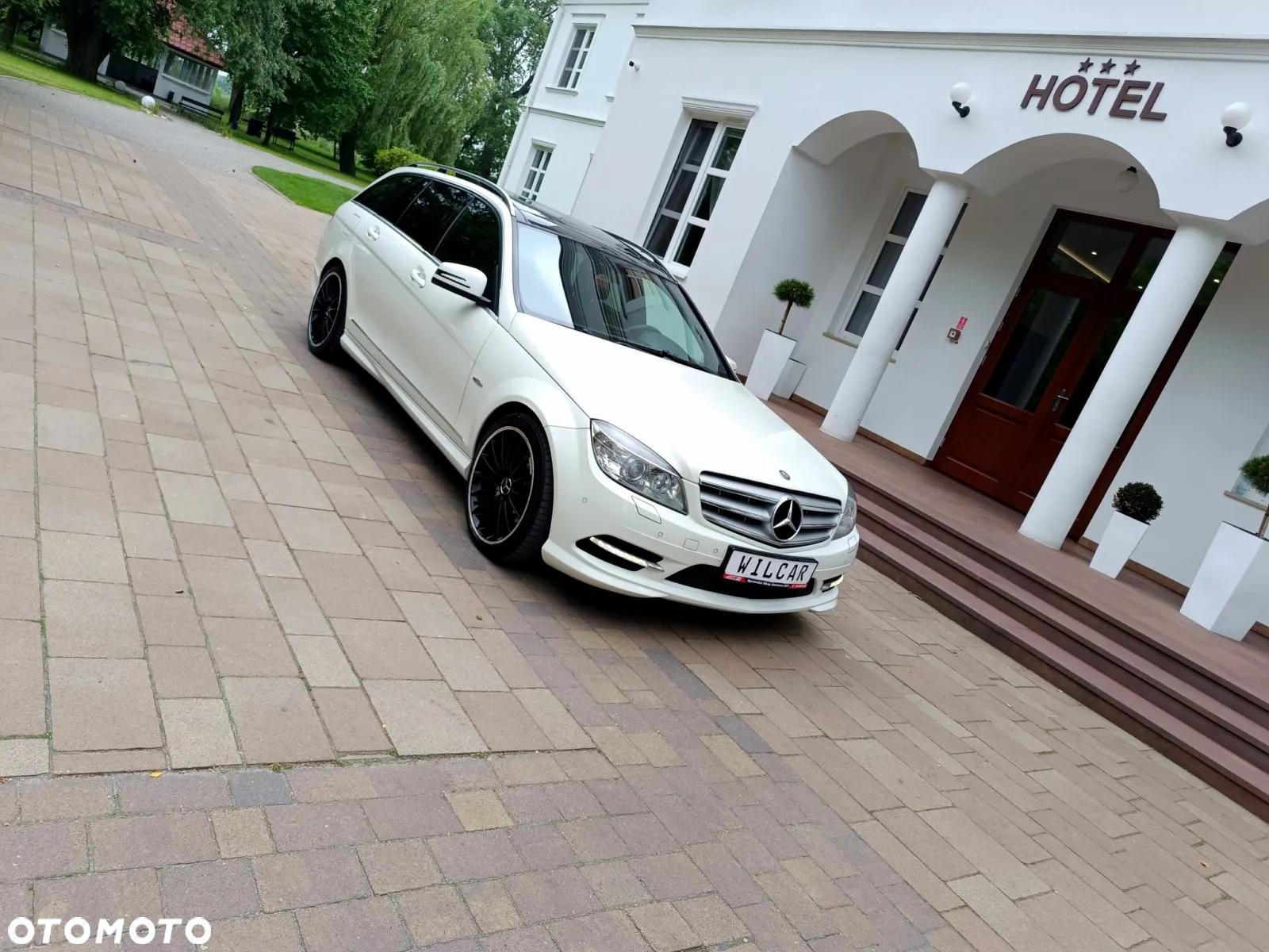 Mercedes-Benz Klasa C 220 (BlueTEC) d BlueEFFICIENCY Edition 7G-TRONIC AMG Line - 14