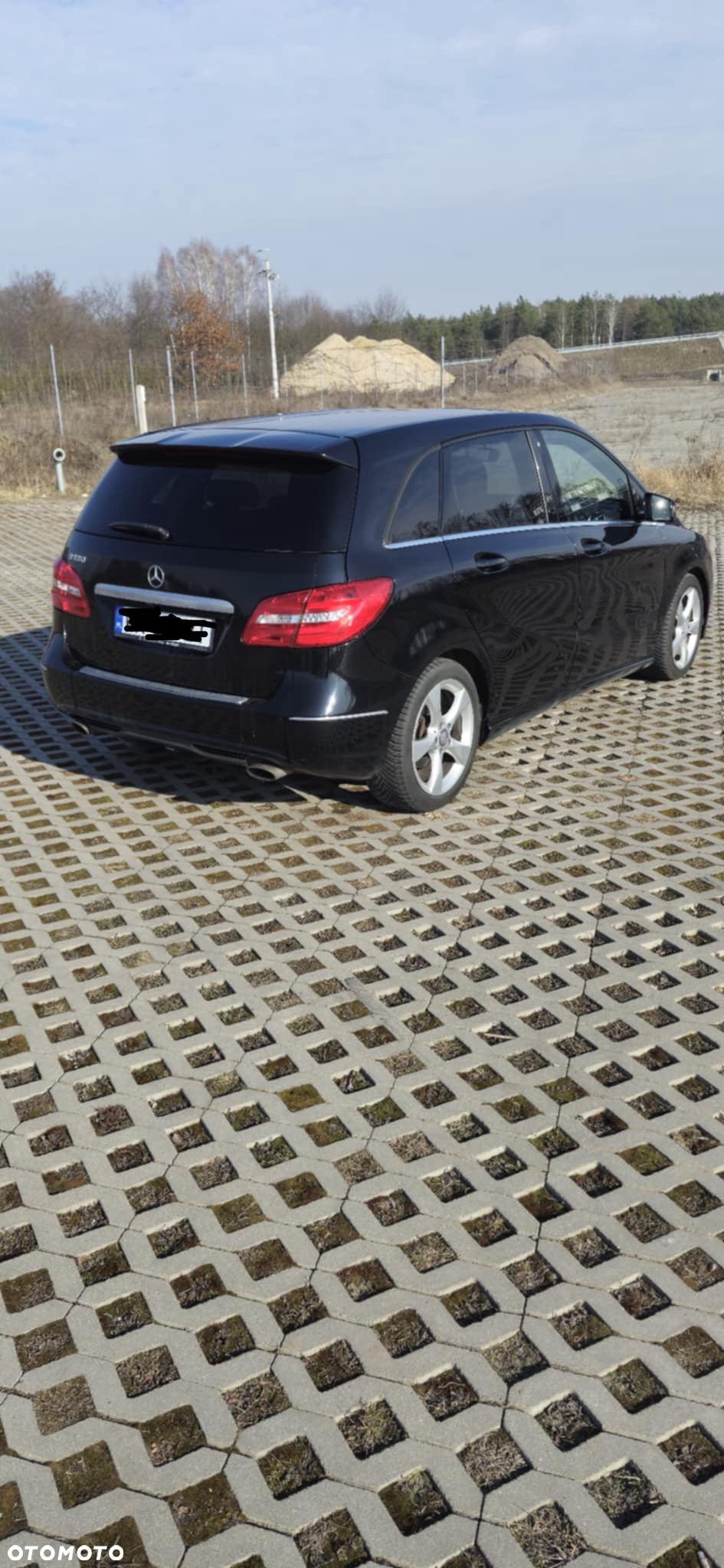 Mercedes-Benz Klasa B 180 7G-DCT Style - 4