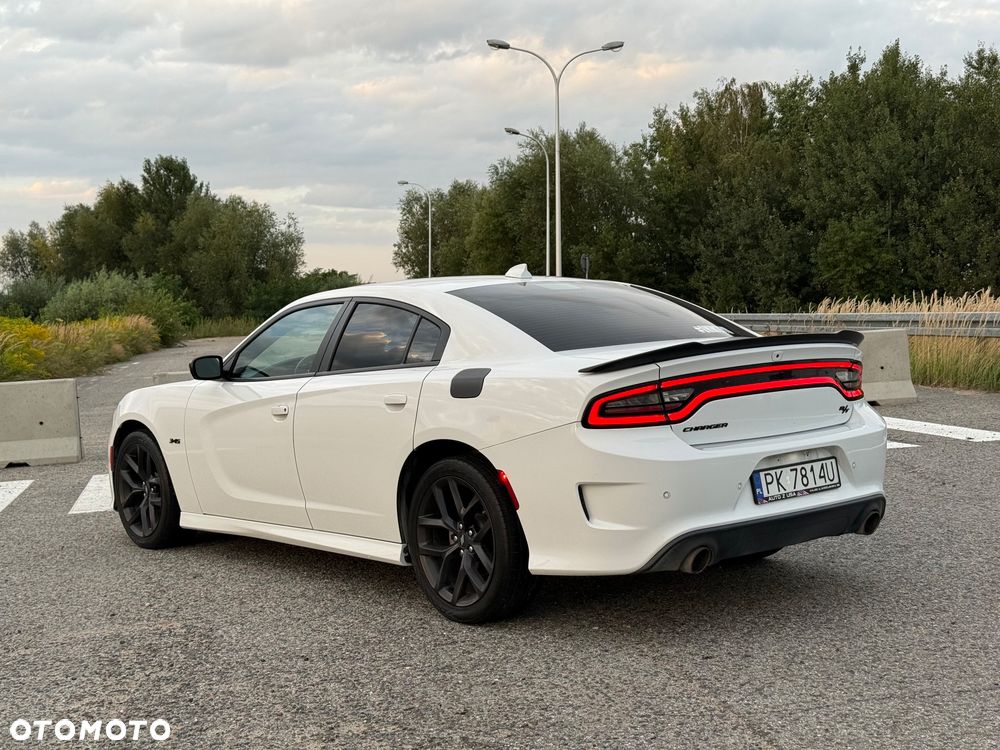 Dodge Charger 5.7 R/T Daytona - 7