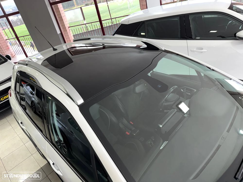 Peugeot 2008 1.2 PureTech Crossway EAT6 - 7