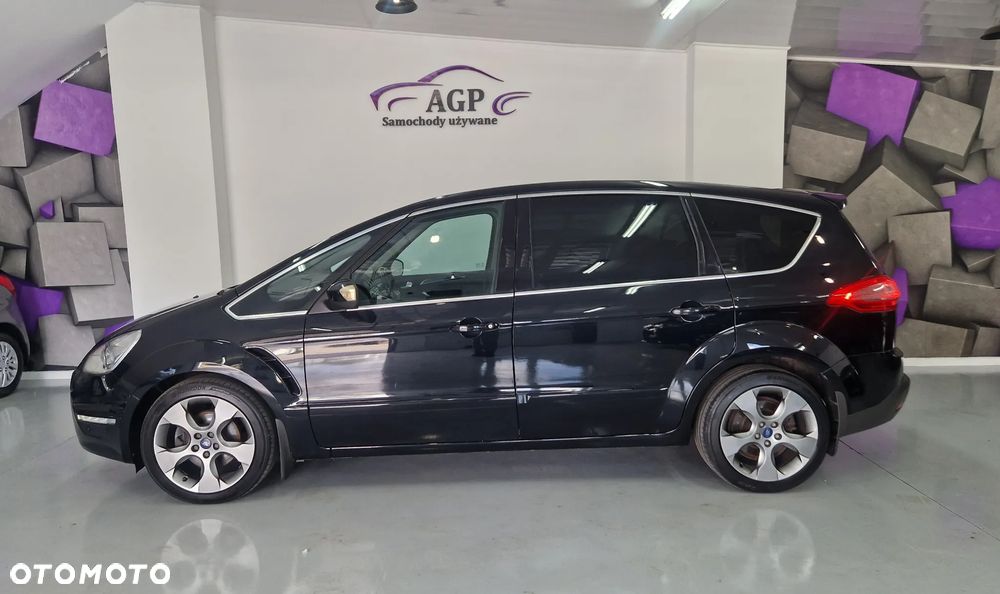 Ford S-Max - 12