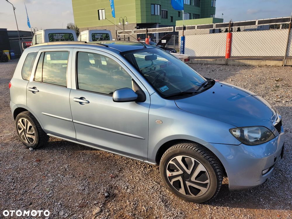 Mazda 2 - 6