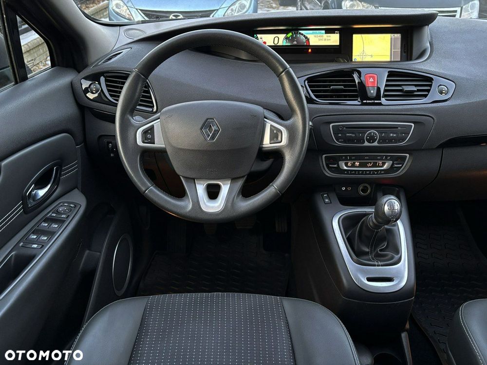Renault Grand Scenic - 29