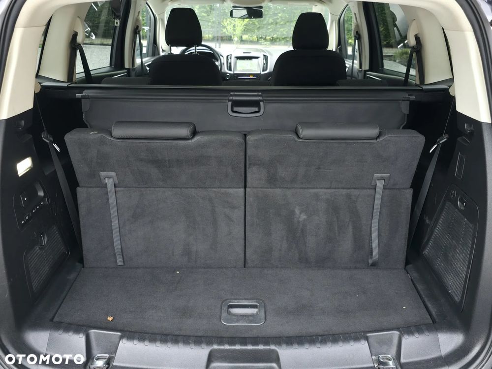 Ford S-Max 2.0 TDCi Titanium - 12