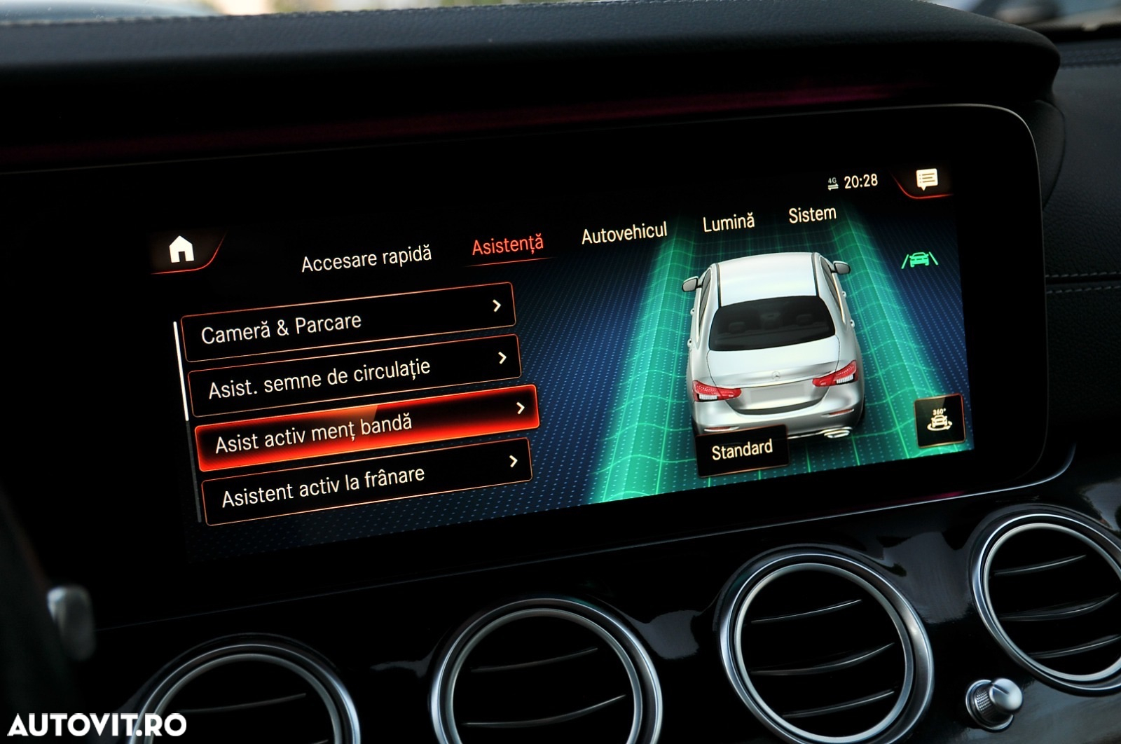 Mercedes-Benz E 400 d 4Matic T 9G-TRONIC AMG Line - 33
