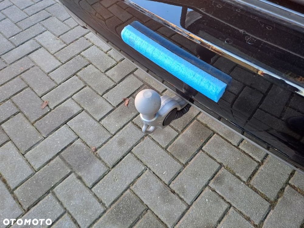 Skoda Superb 2.0 TDI SCR 4x4 L&K DSG - 12