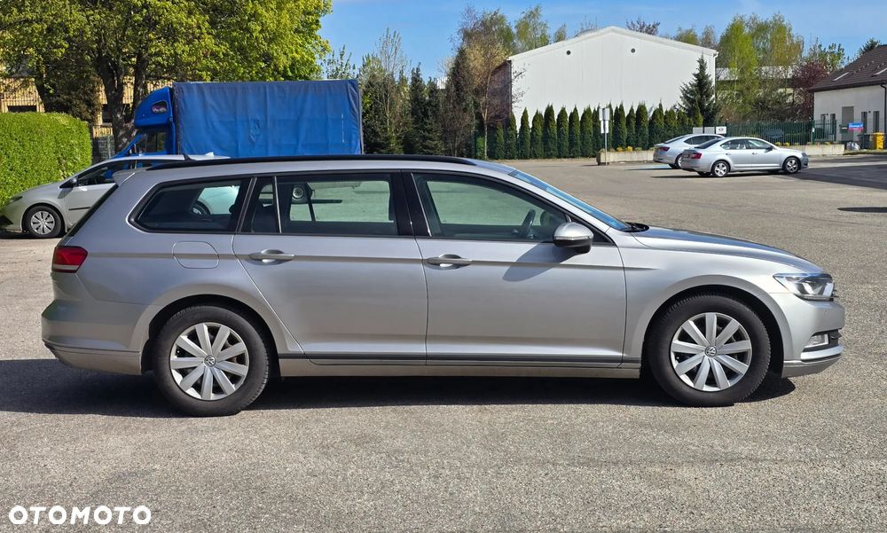 Volkswagen Passat 1.6 TDI BMT Trendline - 8