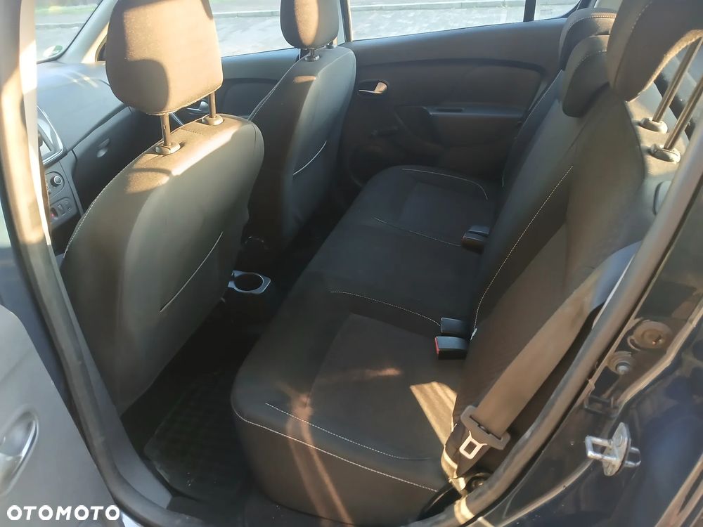 Dacia Sandero - 11