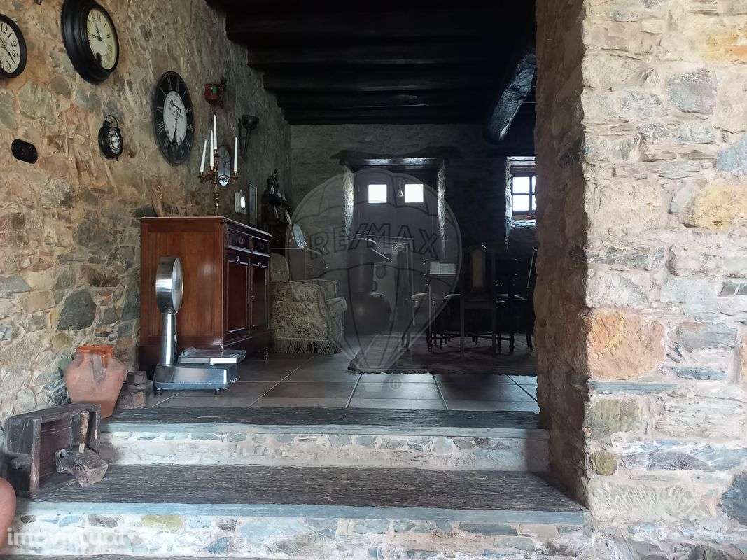 Moradia T7 para venda - Grande imagem: 2/50