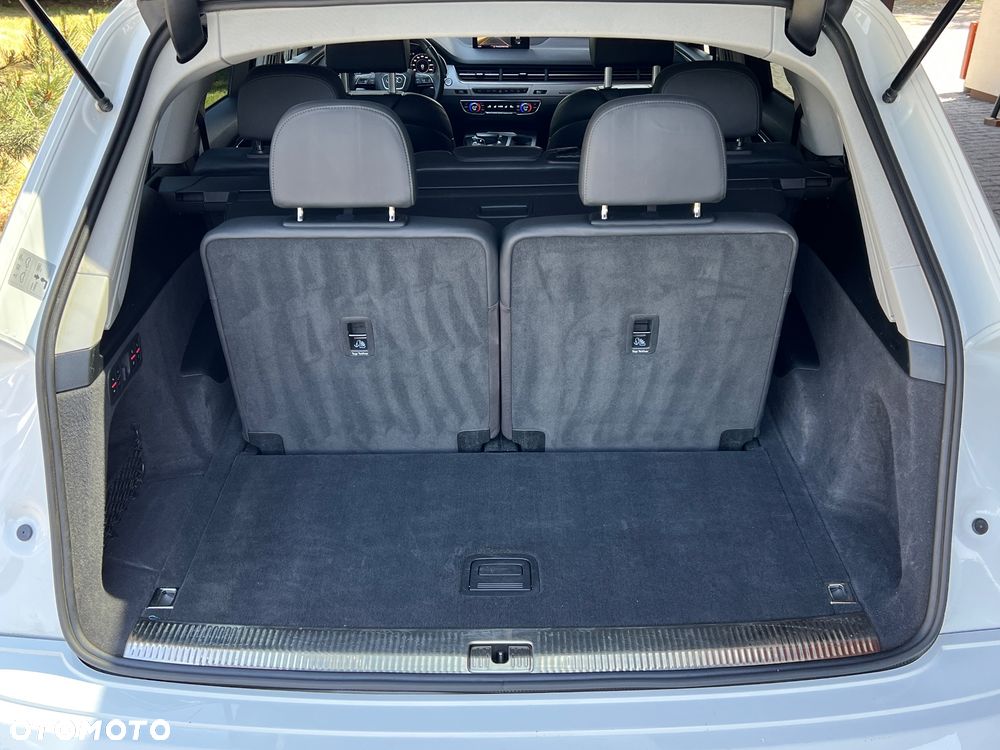 Audi Q7 - 37