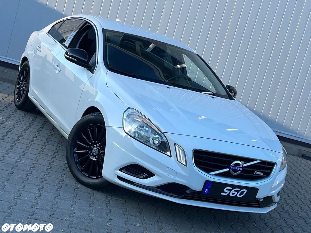 Volvo S60 D5 R-Design Summum - 2