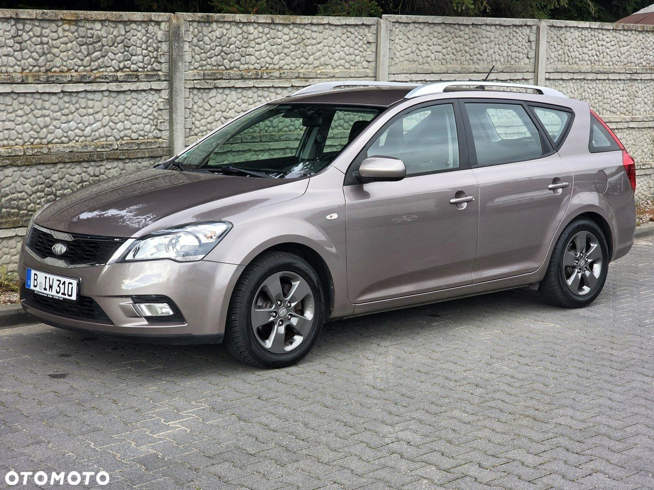 Kia Ceed - 1