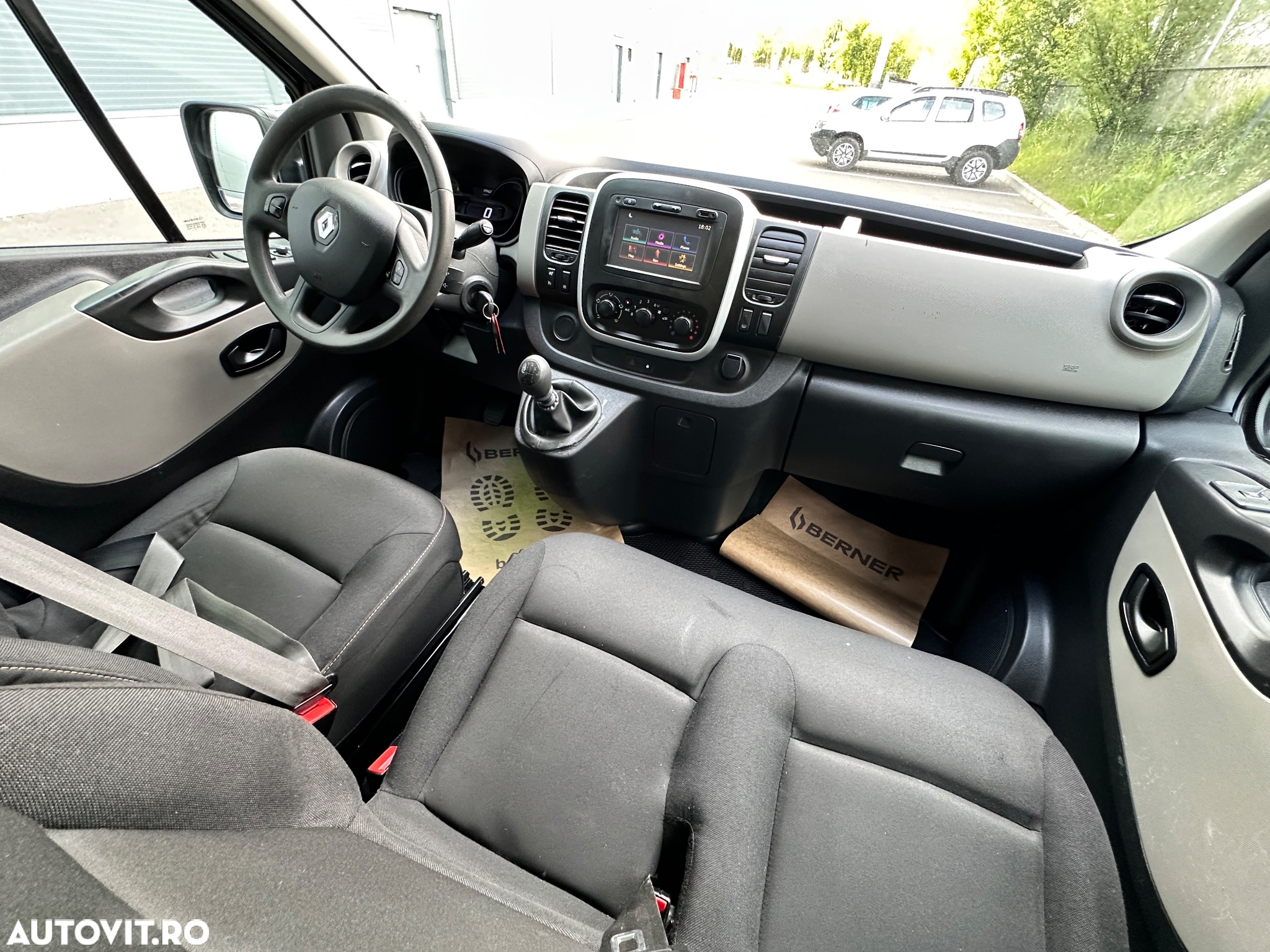 Renault Trafic L2H1 mixt 6 locuri+marfa - 6