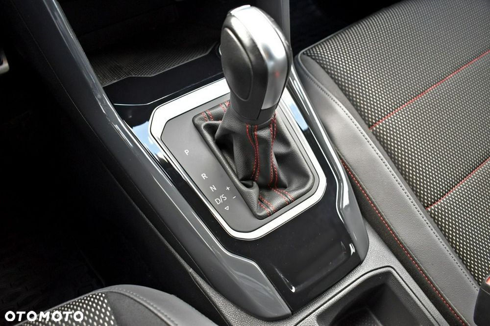 Volkswagen T-Roc 1.5 TSI ACT Premium DSG - 26