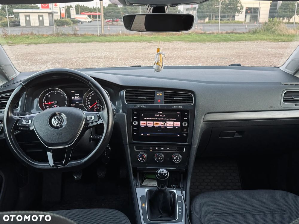 Volkswagen Golf VII 1.6 TDI BMT Comfortline - 8