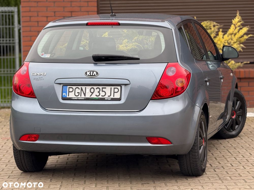 Kia Ceed 1.4 CVVT LX - 9