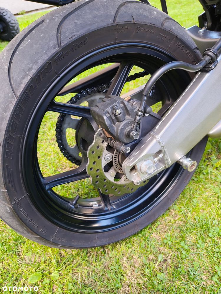 Kawasaki Versys 650 - 22