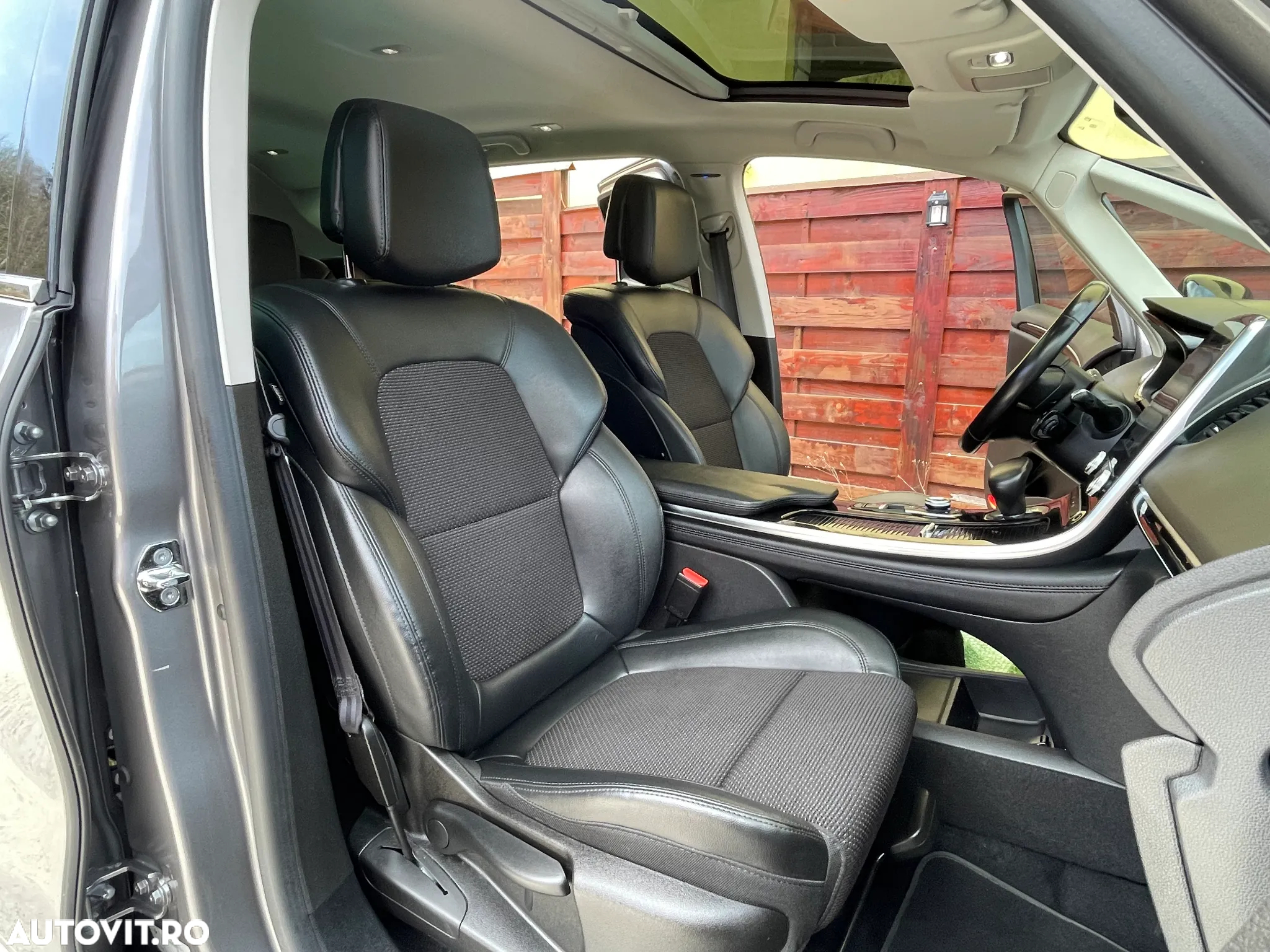 Renault Espace BLUE dCi 190 EDC INTENS - 24