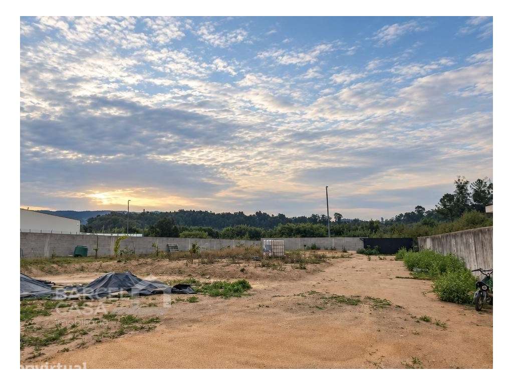 Lote para construção em Tamel (São Veríssimo) - Barcelos - Grande imagem: 4/10