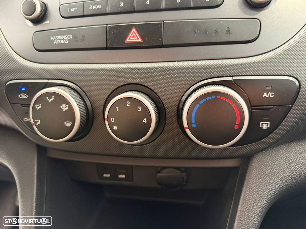 Hyundai i10 1.0 Urban - 12