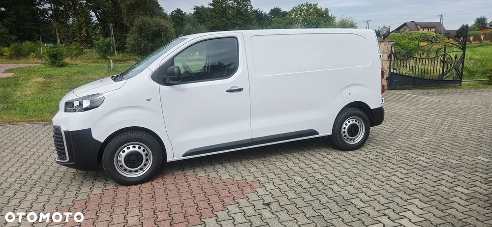 Toyota proace - 3