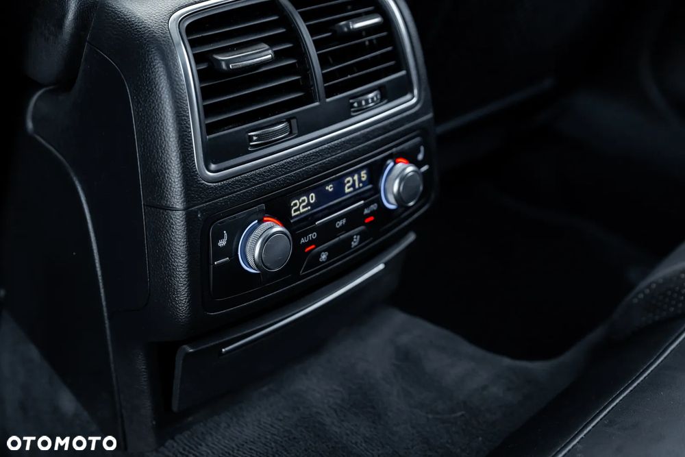 Audi A6 Avant 3.0 TDI Quattro S tronic - 23