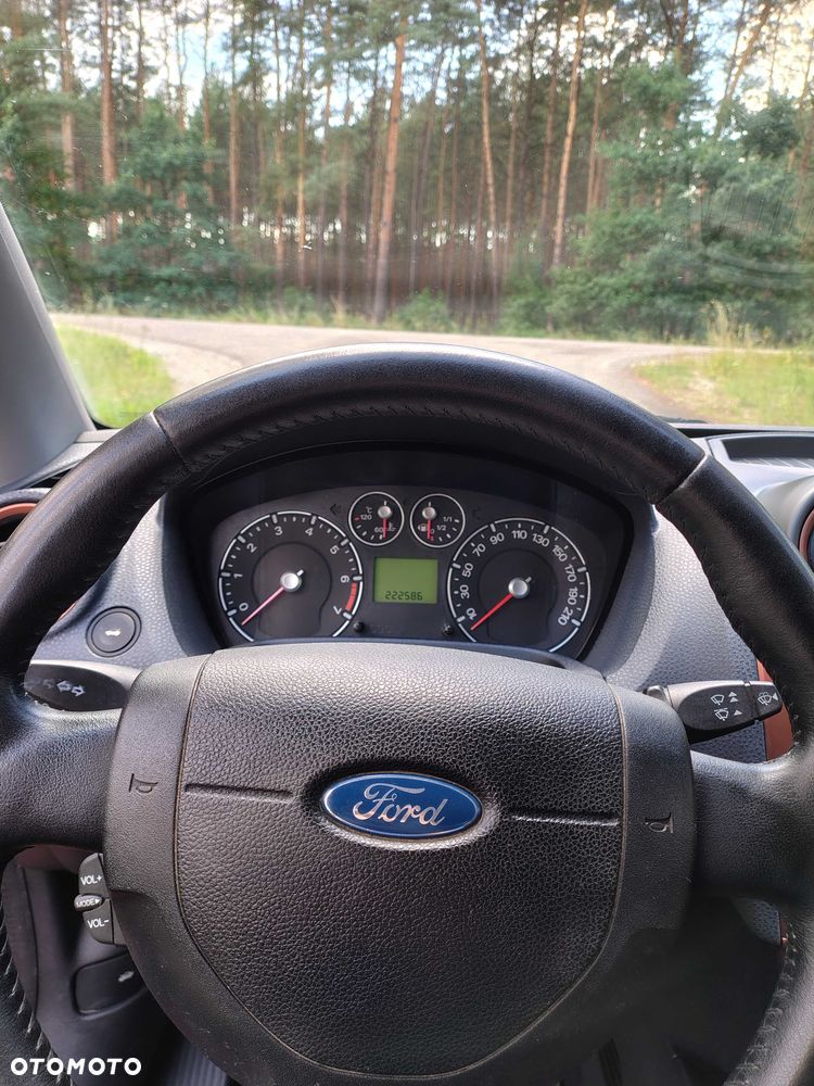 Ford Fiesta - 4