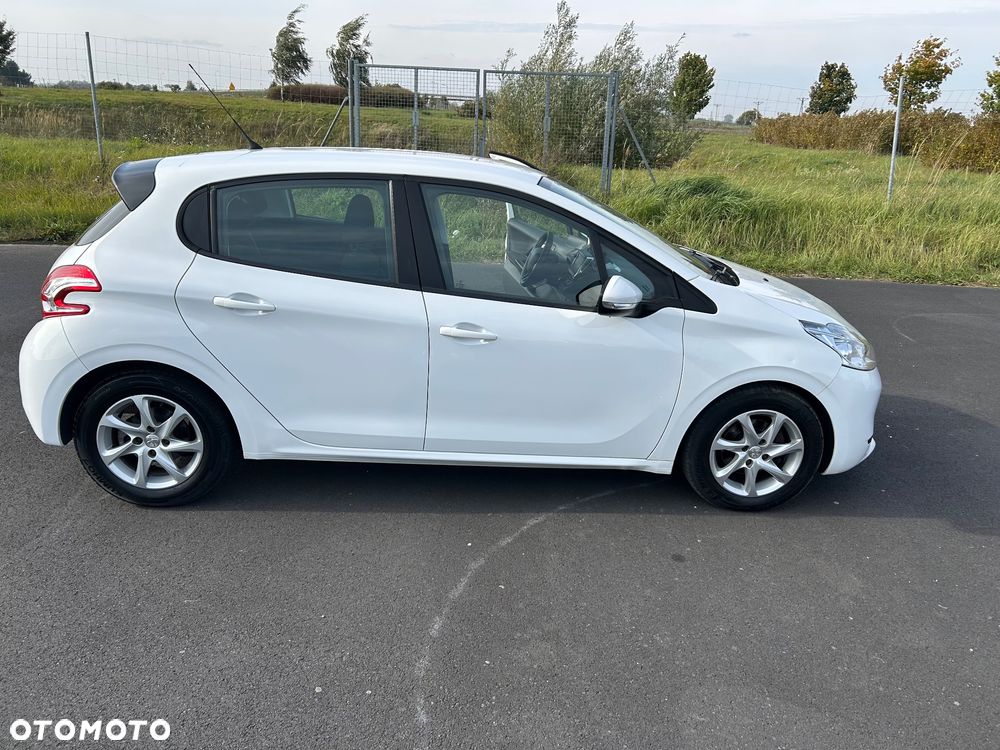 Peugeot 208 1.6 e-HDi Active STT - 5