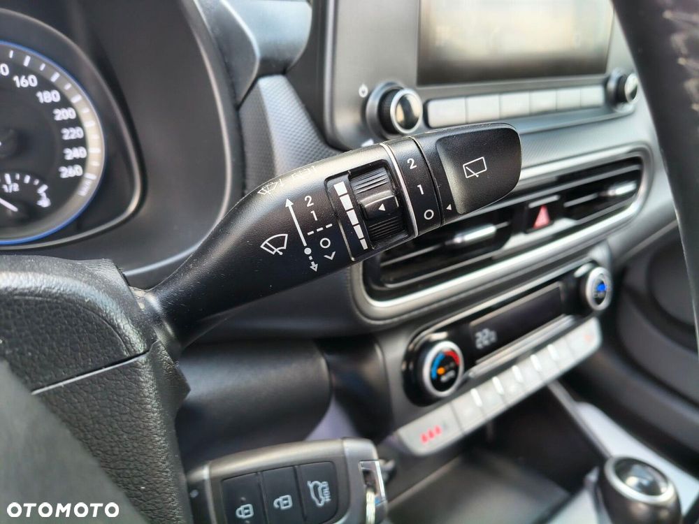 Hyundai Kona 1.6 T-GDI Comfort DCT - 24