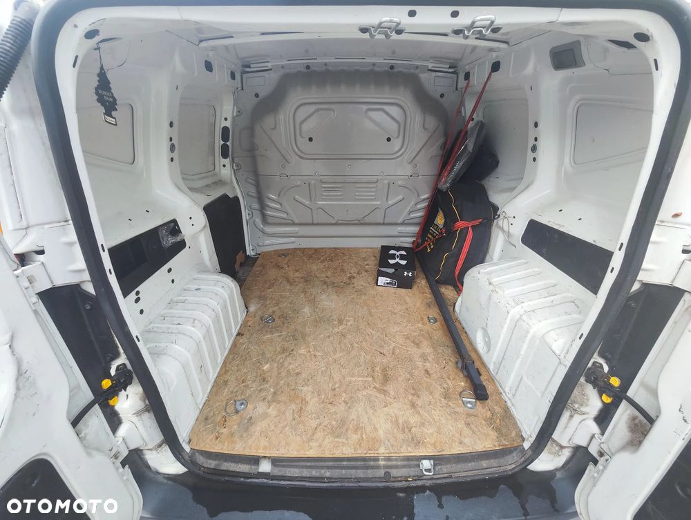 Fiat Fiorino 1.4 Easy - 18
