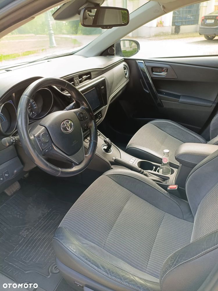 Toyota Auris - 7