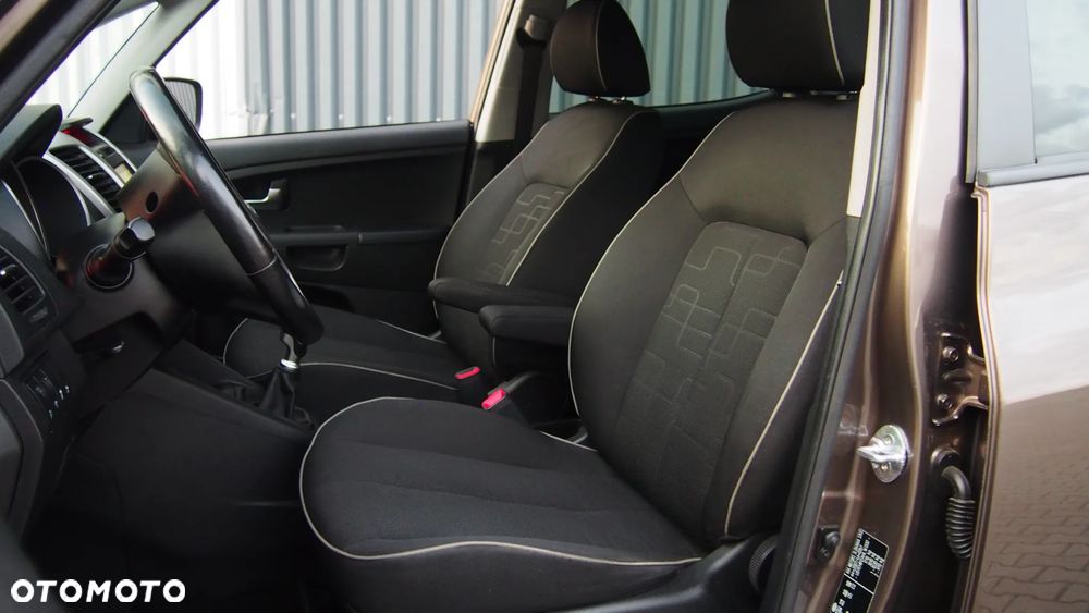Kia Venga 1.6 Business Line - 29