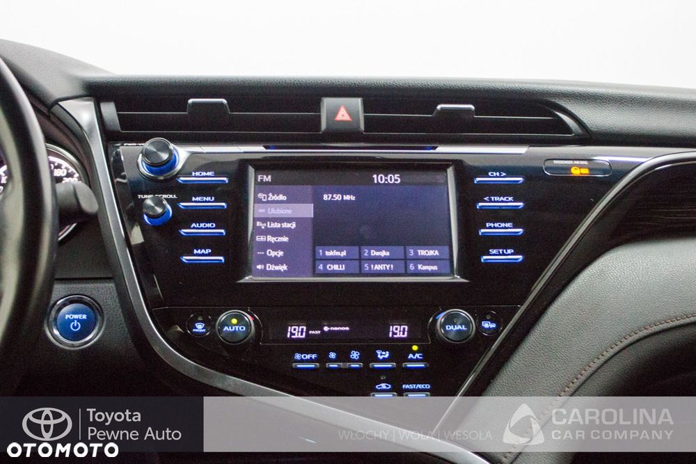 Toyota Camry - 8