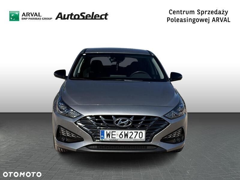 Hyundai i30 1.5 DPI Smart - 10