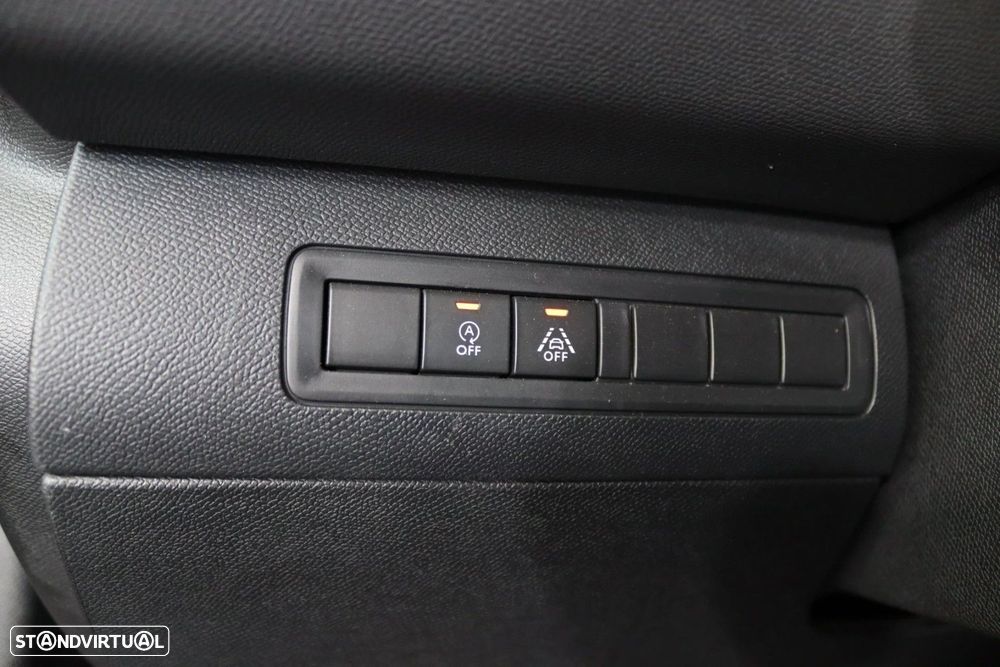 Peugeot 308 SW 1.2 PureTech Allure EAT8 - 12