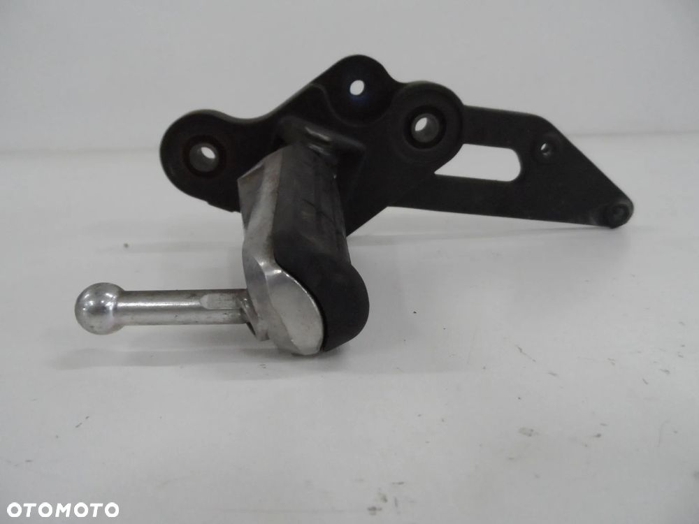 Yamaha MT07 set kierowcy podnóżek P,L - 8
