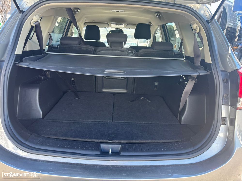 Kia Carens 1.7 CRDi ISG TX - 16