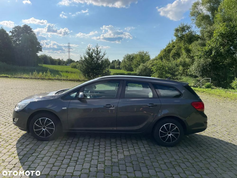 Opel Astra 1.4 T Essentia - 7
