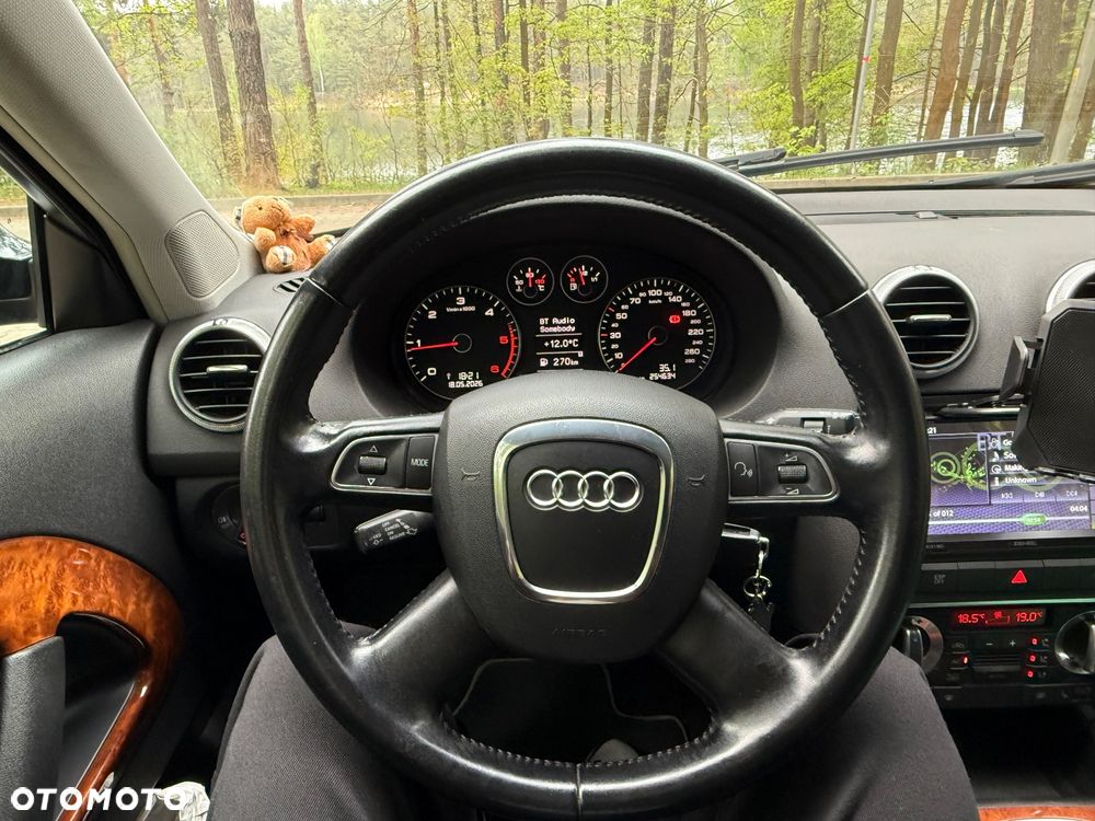 Audi A3 3-drzwiowe 1.6 TDI DPF Attraction - 10
