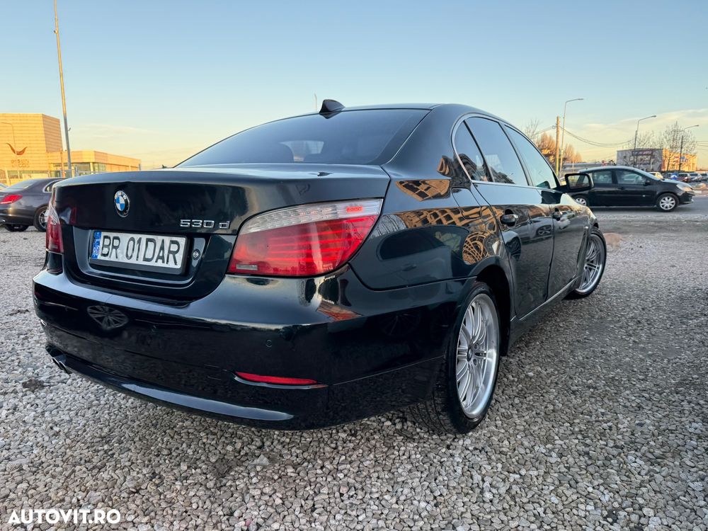 BMW Seria 5 530d Sport-Aut. - 2