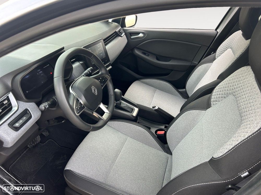 Renault Clio - 9