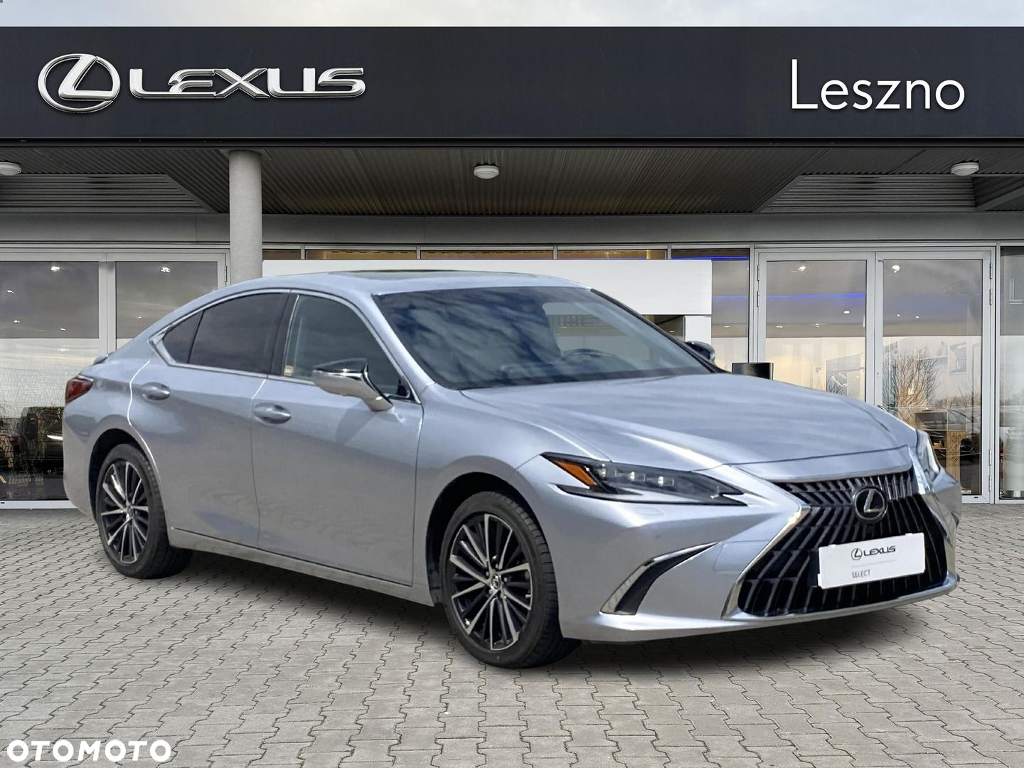 Lexus ES - 5