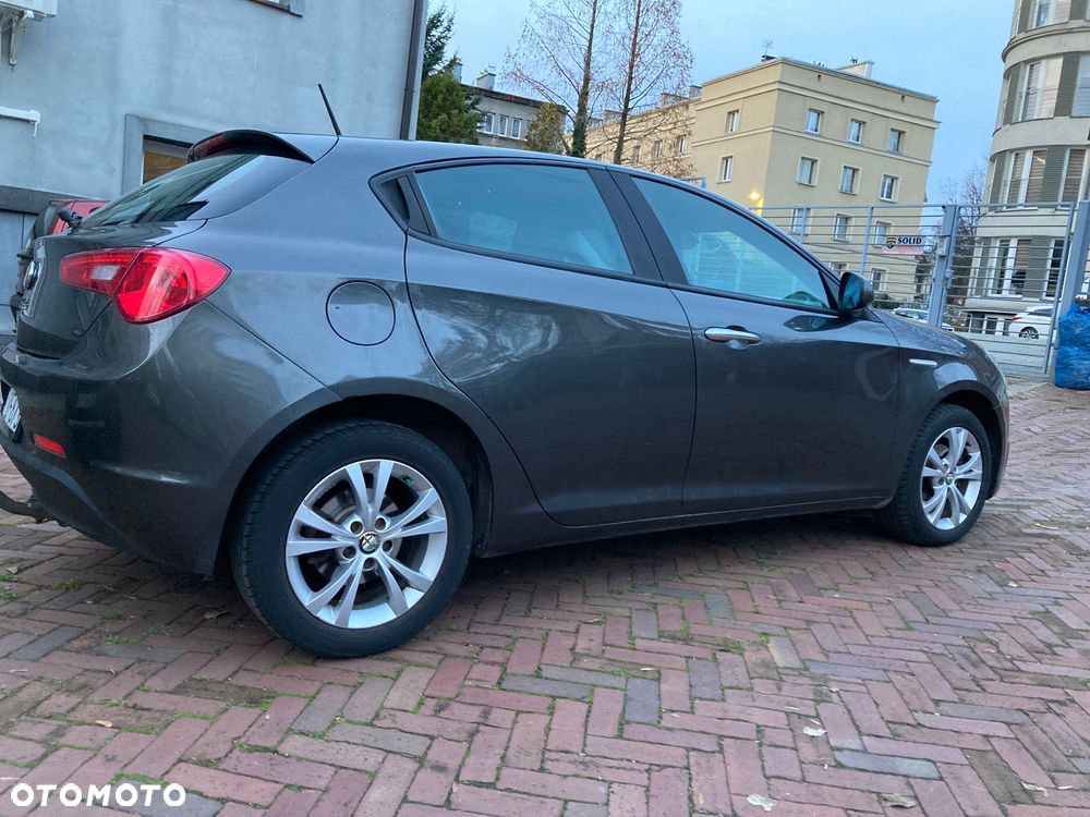 Alfa Romeo Giulietta - 10