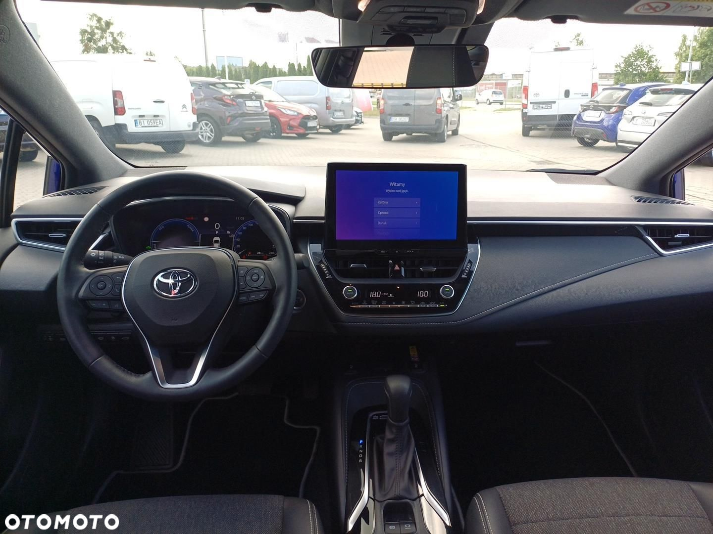 Toyota Corolla - 11
