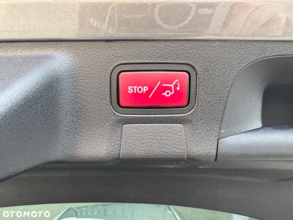 Mercedes-Benz CLA 180 7G-DCT AMG Line - 22