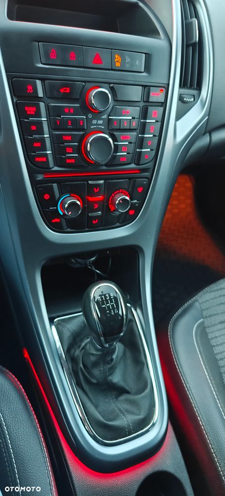 Opel Astra - 14
