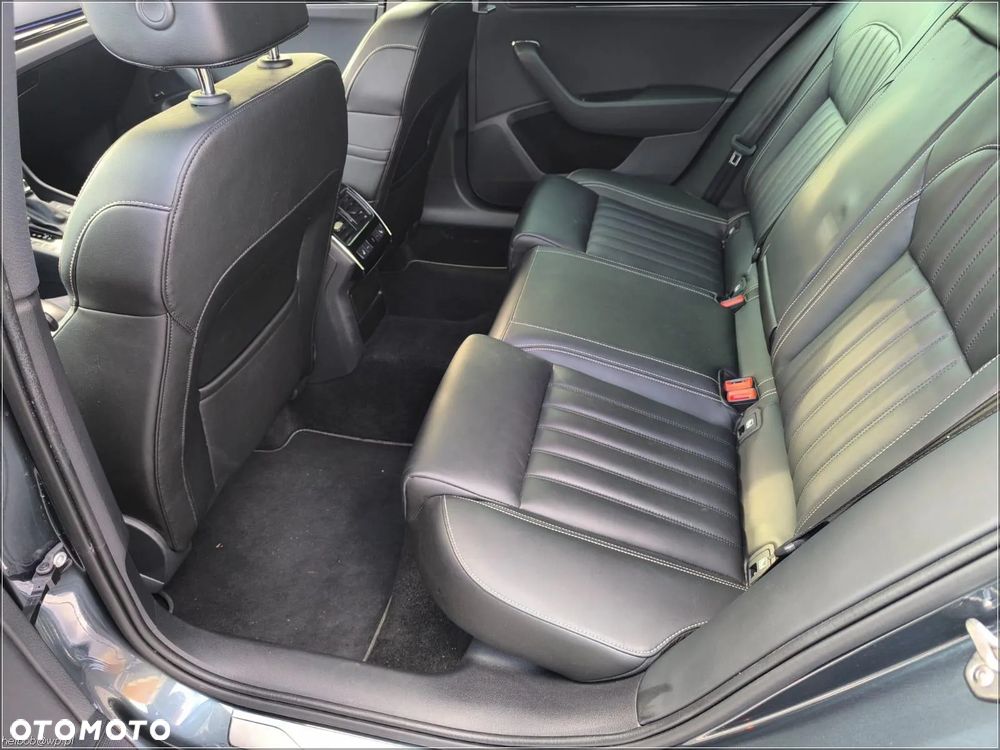 Skoda Superb 2.0 TSI 4x4 L&K DSG - 17